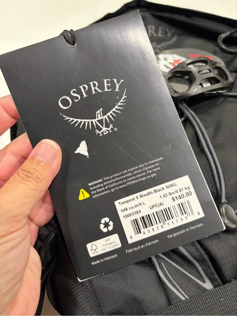 Osprey Women's M/L Tempest 9 Backpack Black NWT Trail Hiking Hydration Sleeve